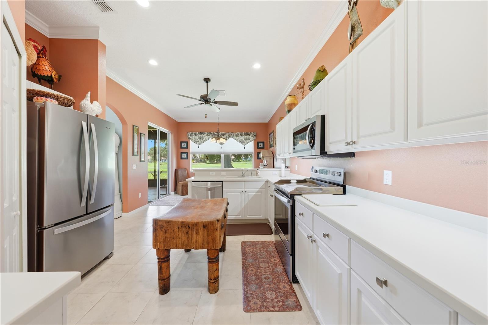 5453 GROVE MNR, LADY LAKE, FL — photo 89