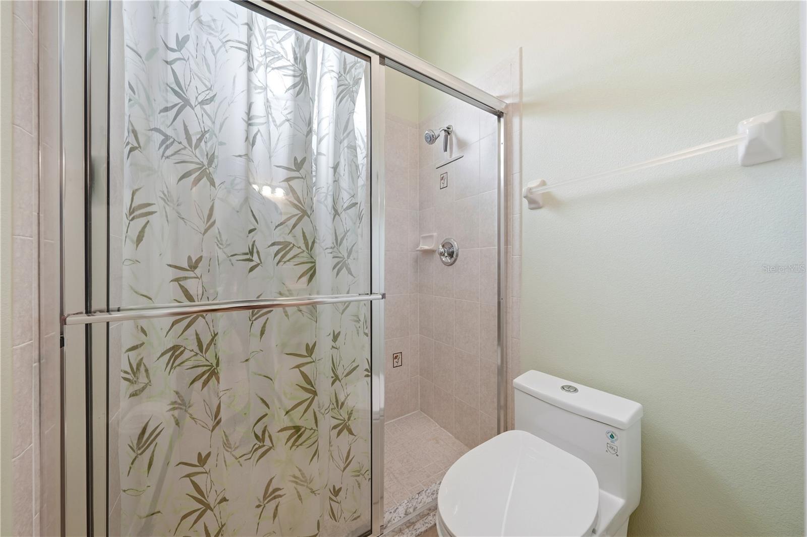 5453 GROVE MNR, LADY LAKE, FL — photo 111