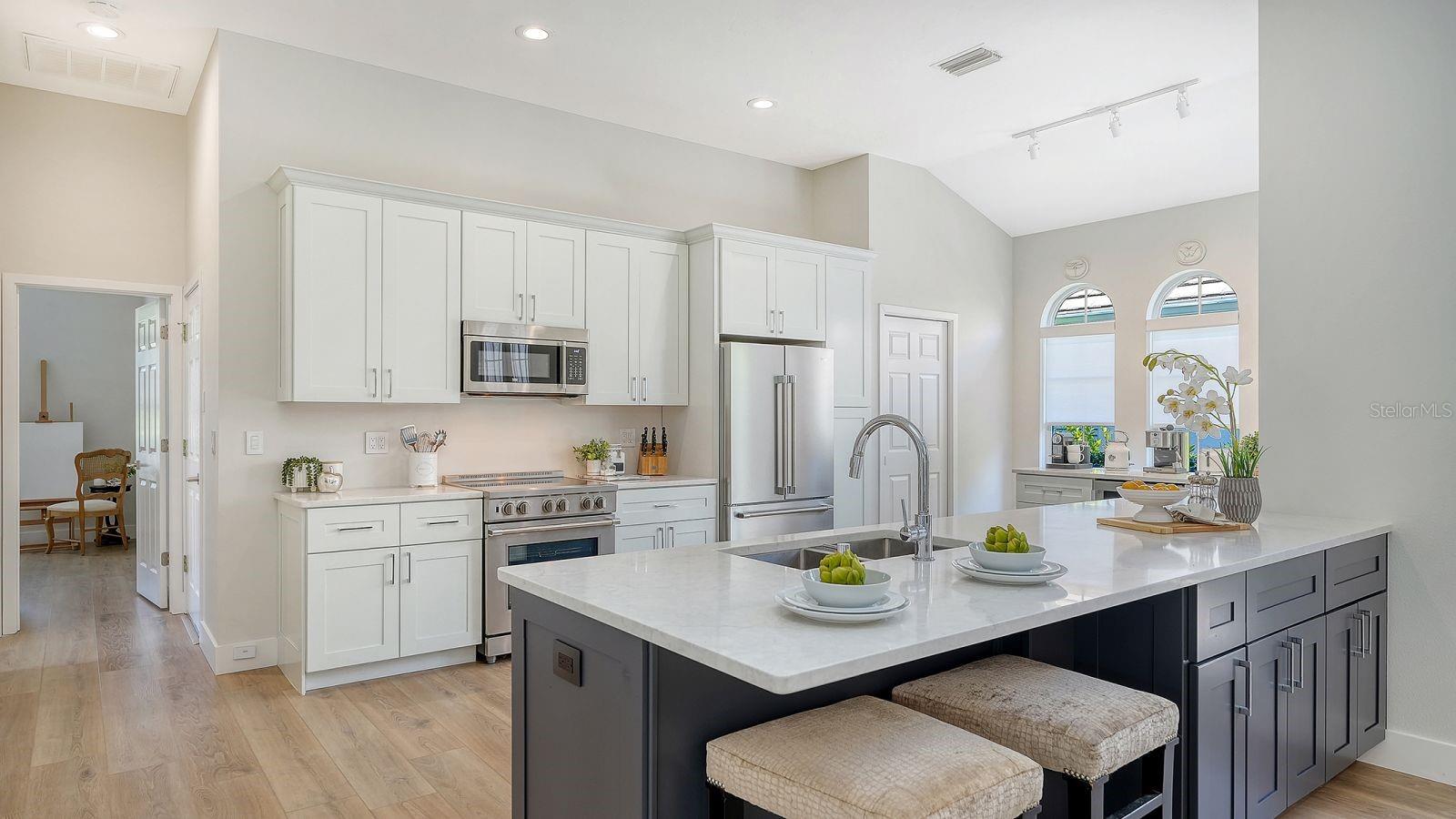 7823 HERITAGE CLASSIC CT, LAKEWOOD RANCH, FL — photo 20