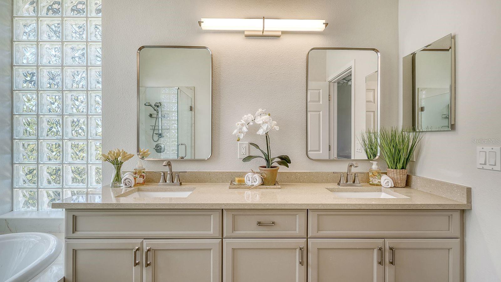 7823 HERITAGE CLASSIC CT, LAKEWOOD RANCH, FL — photo 35