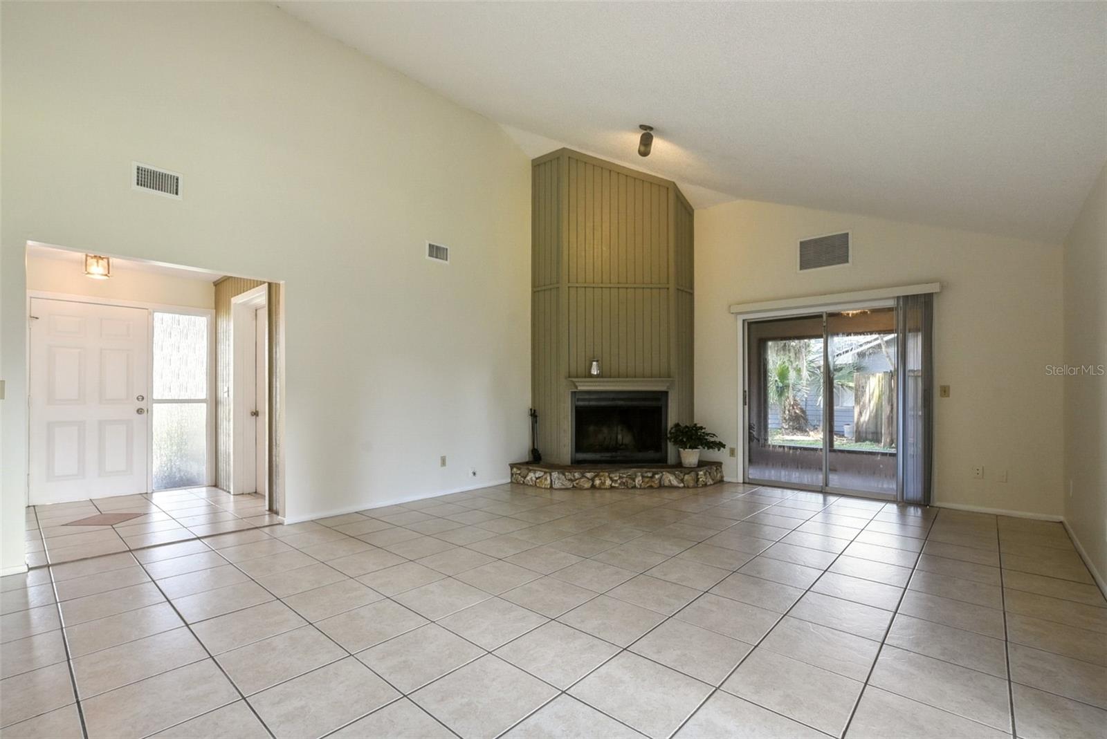 309 REDWING WAY, CASSELBERRY, FL — photo 3