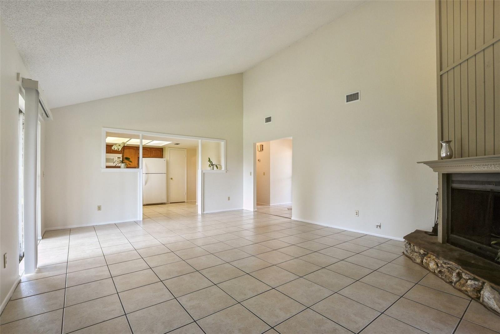 309 REDWING WAY, CASSELBERRY, FL — photo 4