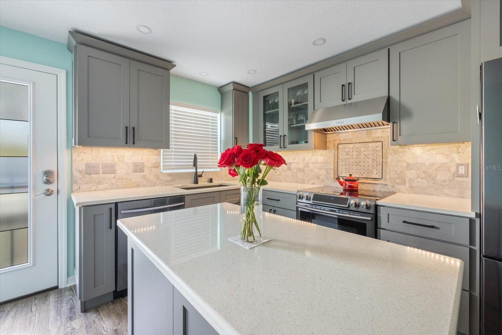 116 VISTA HERMOSA CIR #204C, SARASOTA, FL — photo 5
