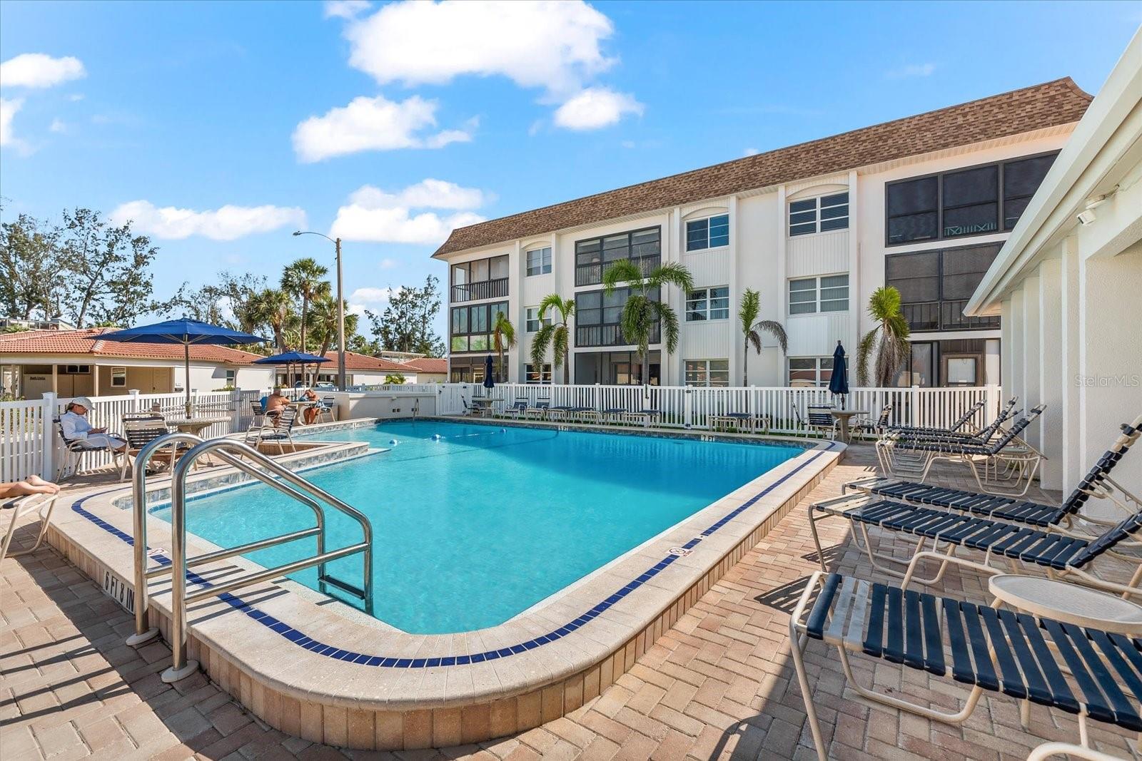 116 VISTA HERMOSA CIR #204C, SARASOTA, FL — photo 60