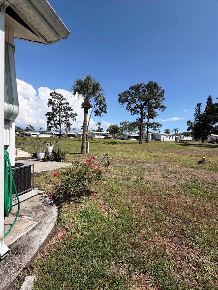158 BROOKSHIRE DR, NOKOMIS, FL — photo 17