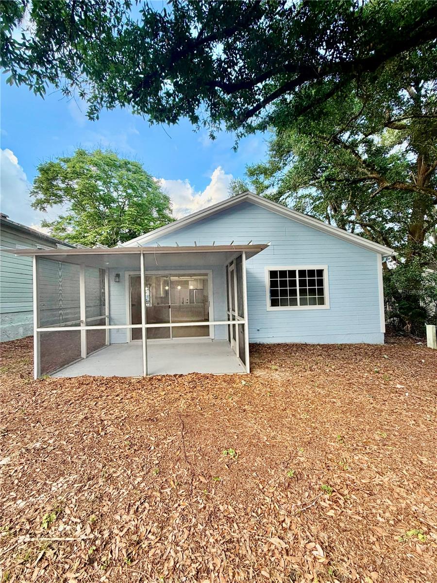 554 PORTLAND CIR, APOPKA, FL — photo 25
