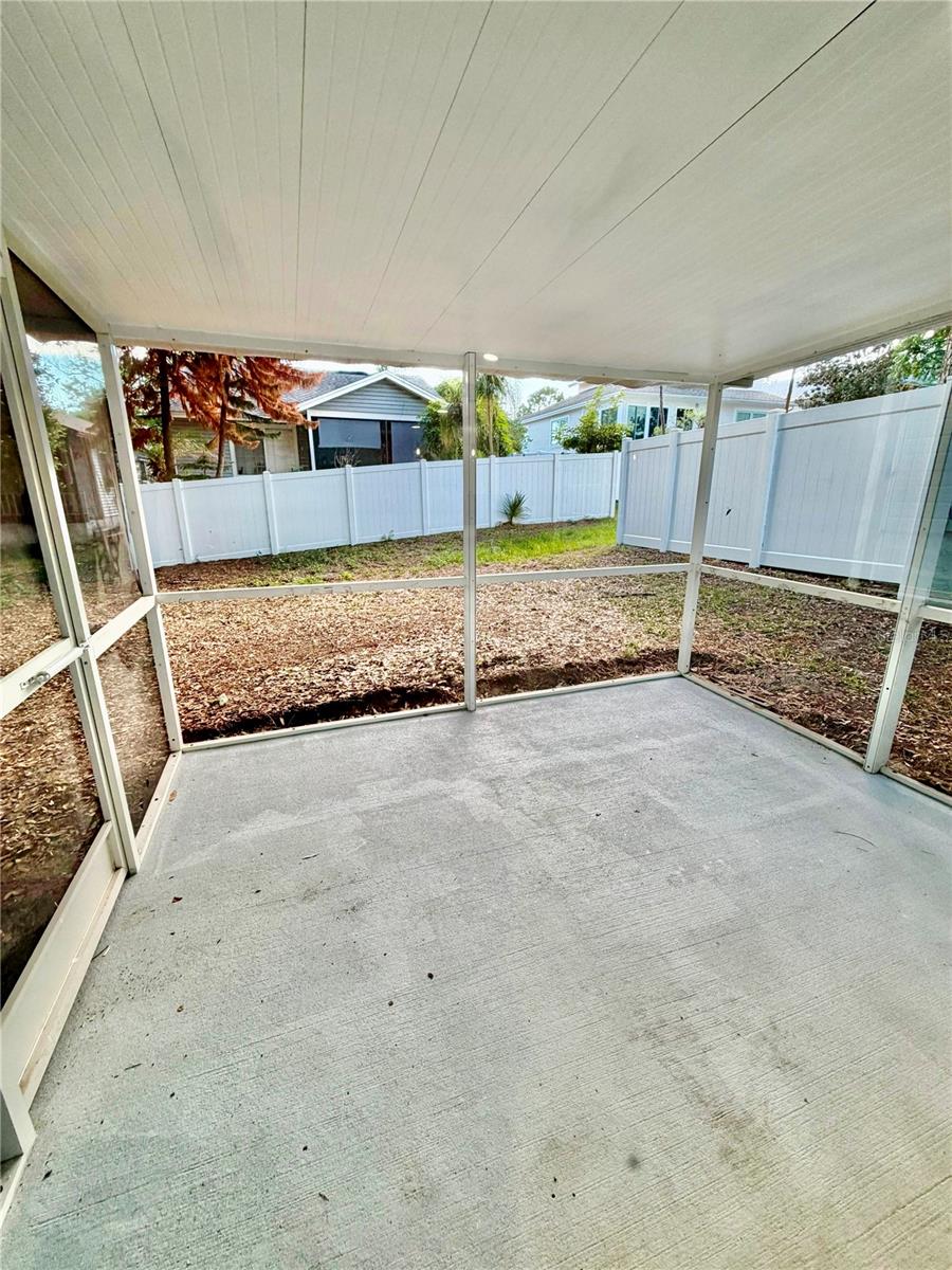 554 PORTLAND CIR, APOPKA, FL — photo 23