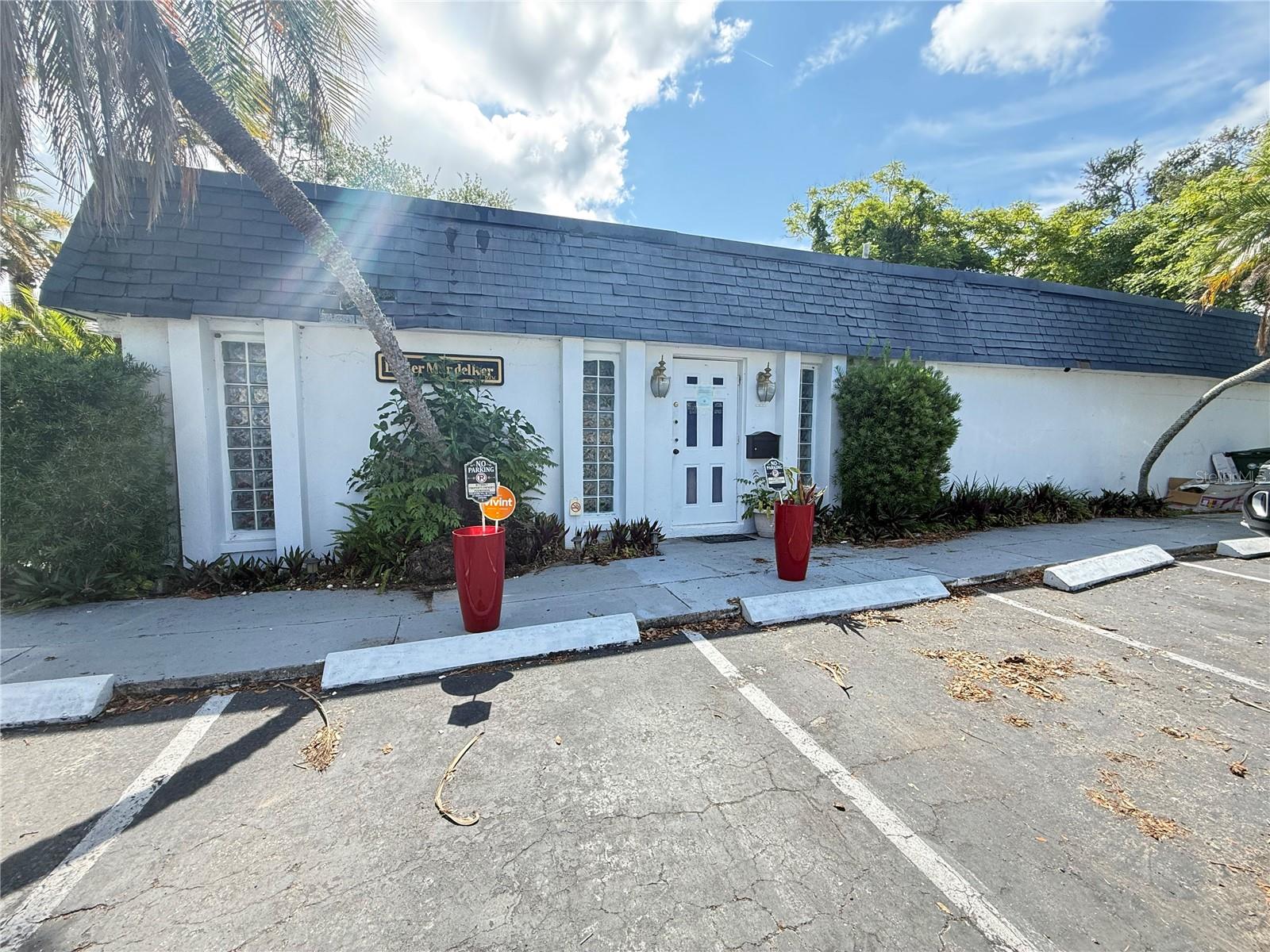 1631 W BAY DR, LARGO, FL — photo 2