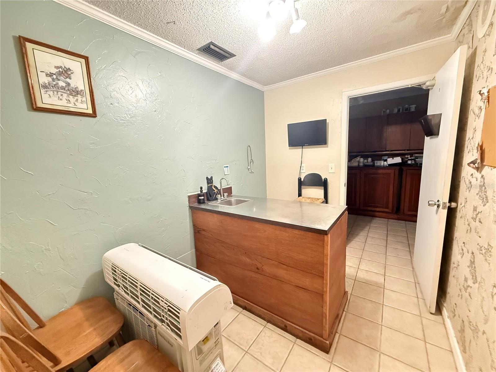 1631 W BAY DR, LARGO, FL — photo 12