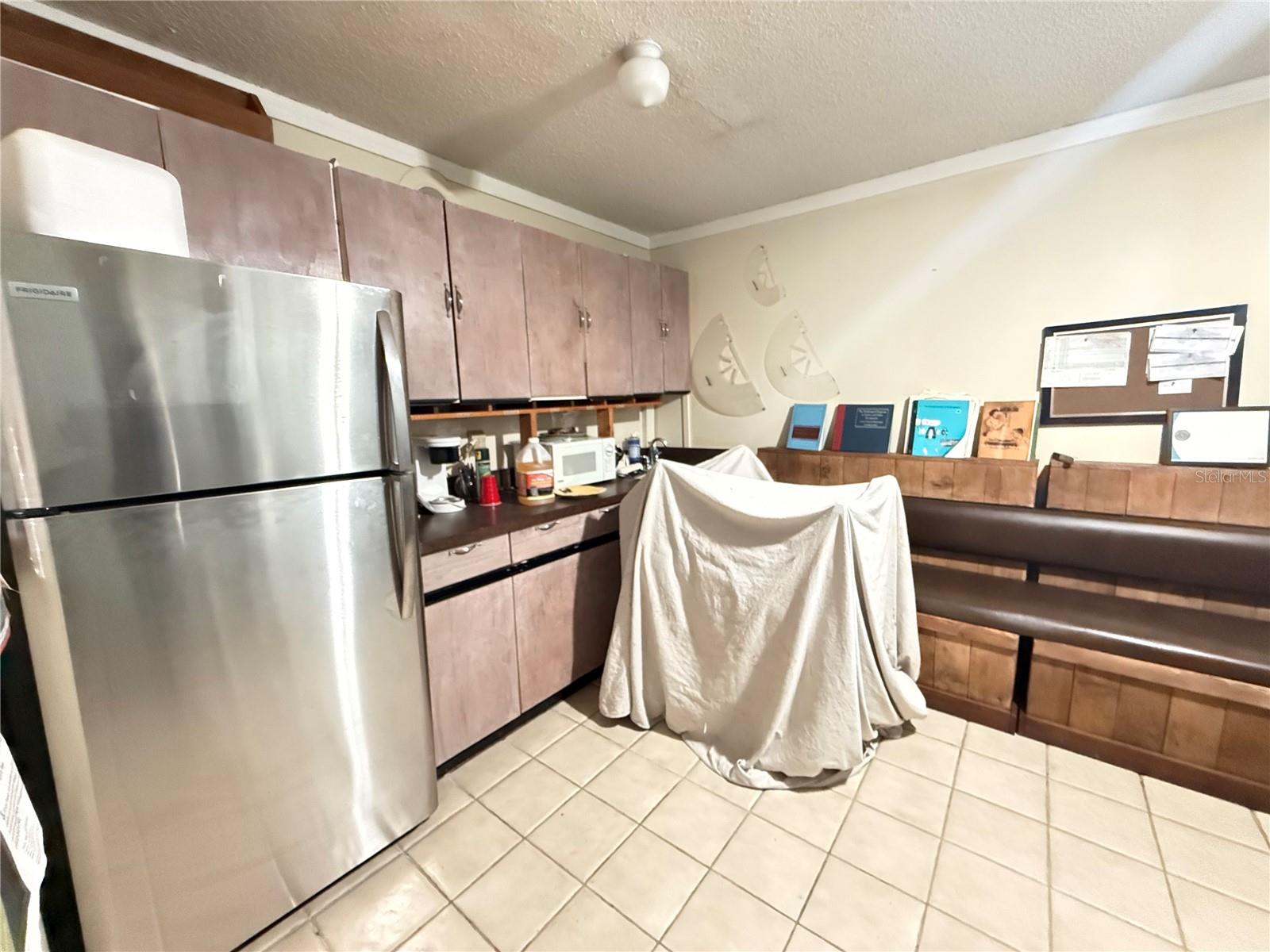 1631 W BAY DR, LARGO, FL — photo 15