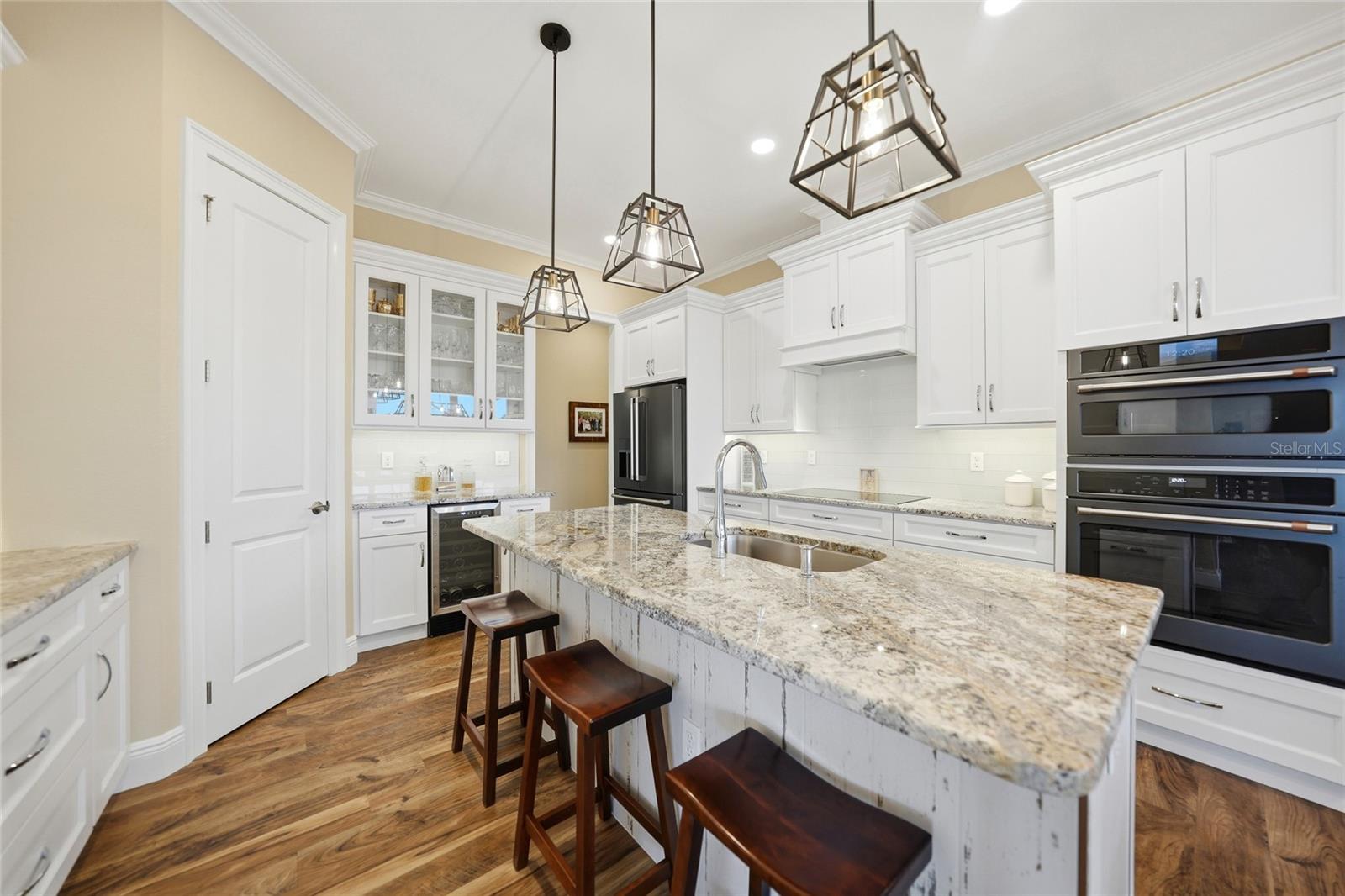 9240 PINE COVE DR, ENGLEWOOD, FL — photo 17