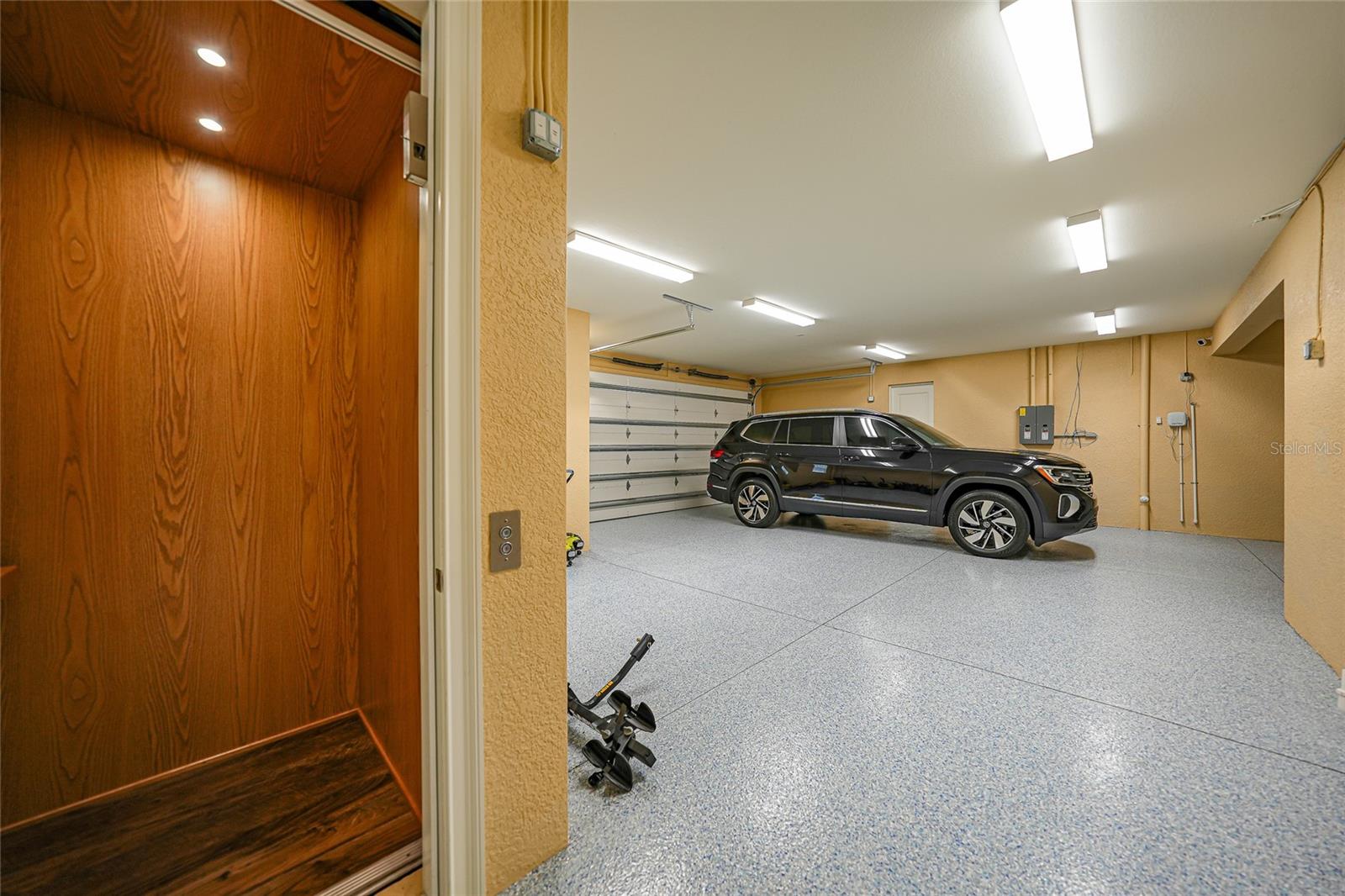 9240 PINE COVE DR, ENGLEWOOD, FL — photo 59