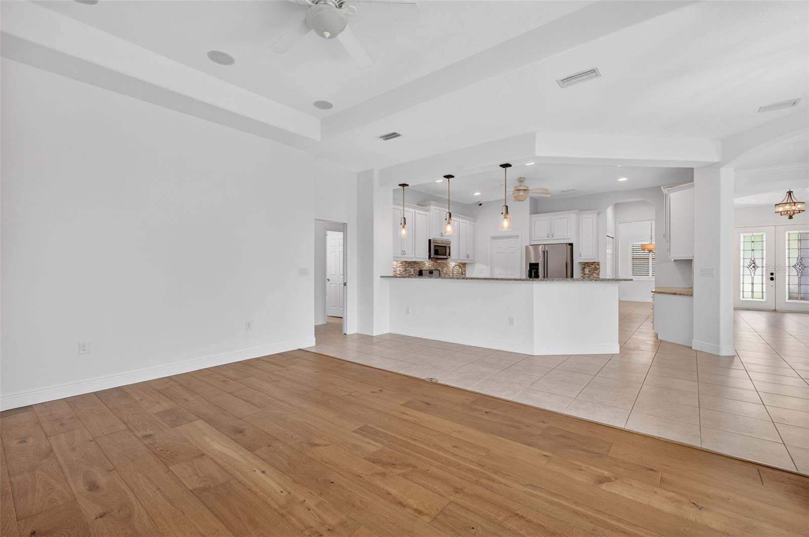 8237 BRIDGEPORT BAY CIR, MOUNT DORA, FL — photo 38