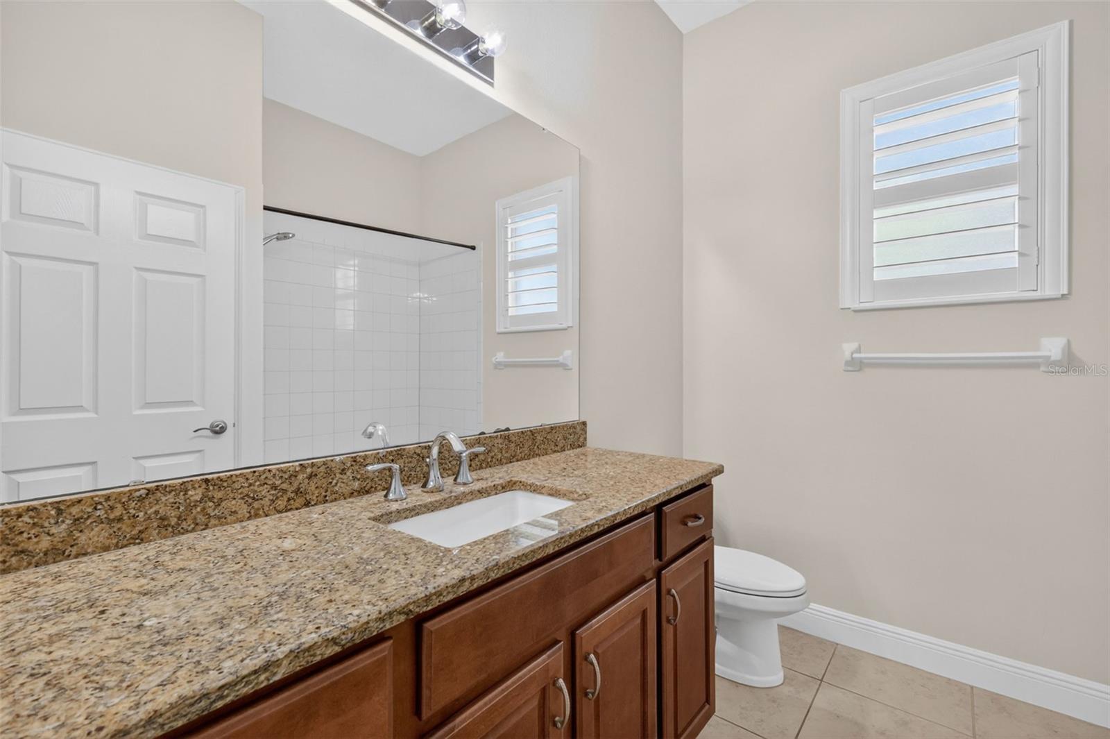 8237 BRIDGEPORT BAY CIR, MOUNT DORA, FL — photo 84