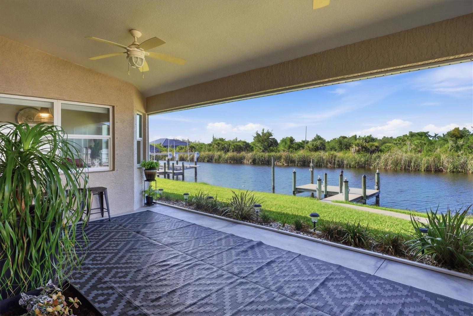 15738 APPLEWHITE CIR, PORT CHARLOTTE, FL — photo 25