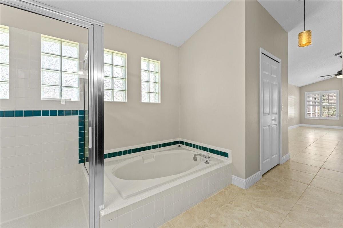 4761 STONEBRIAR DR, OLDSMAR, FL — photo 36