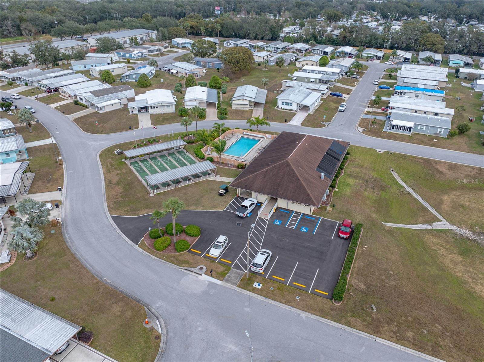 35921 TANDA CIR, ZEPHYRHILLS, FL — photo 41