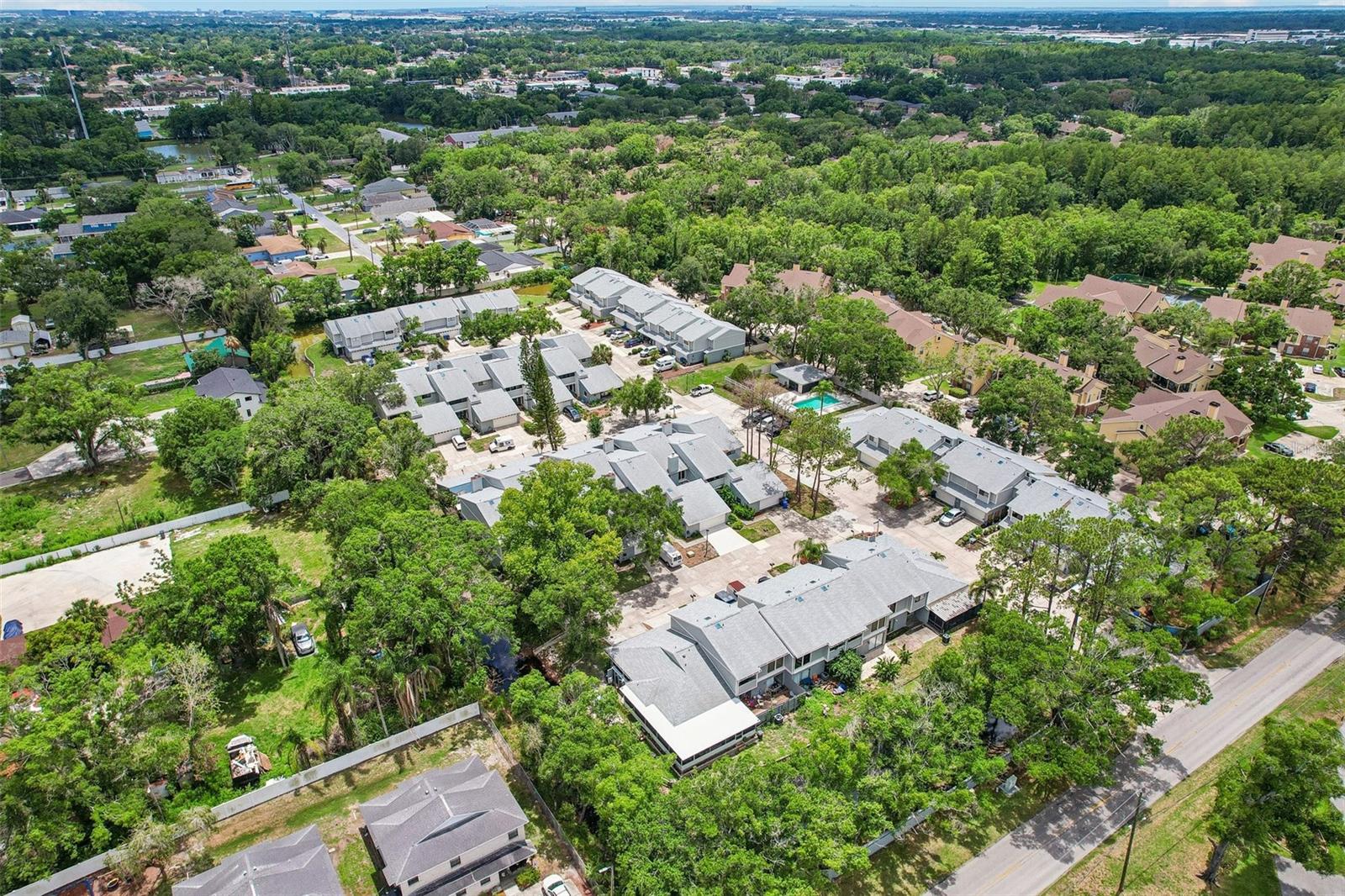 4001 BAINWOOD CT, TAMPA, FL — photo 43