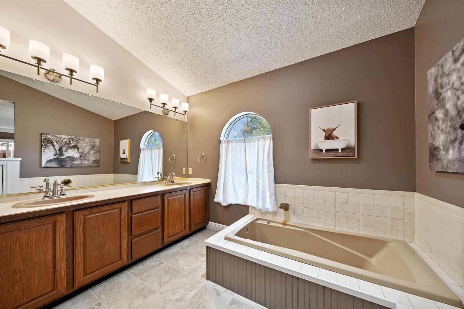4732 MEADOWVIEW CIR, SARASOTA, FL — photo 28