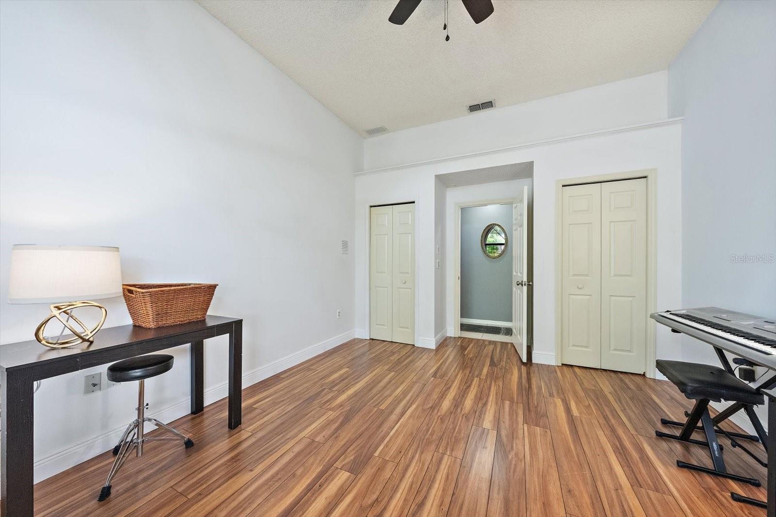 4732 MEADOWVIEW CIR, SARASOTA, FL — photo 32