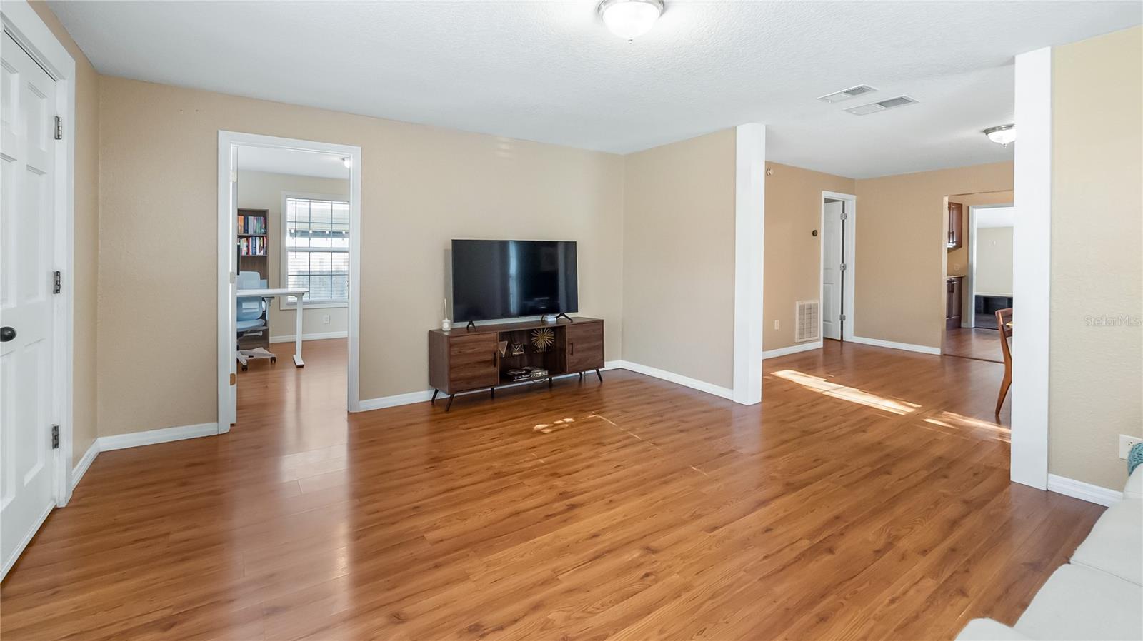 46 W VINING ST, WINTER GARDEN, FL — photo 6