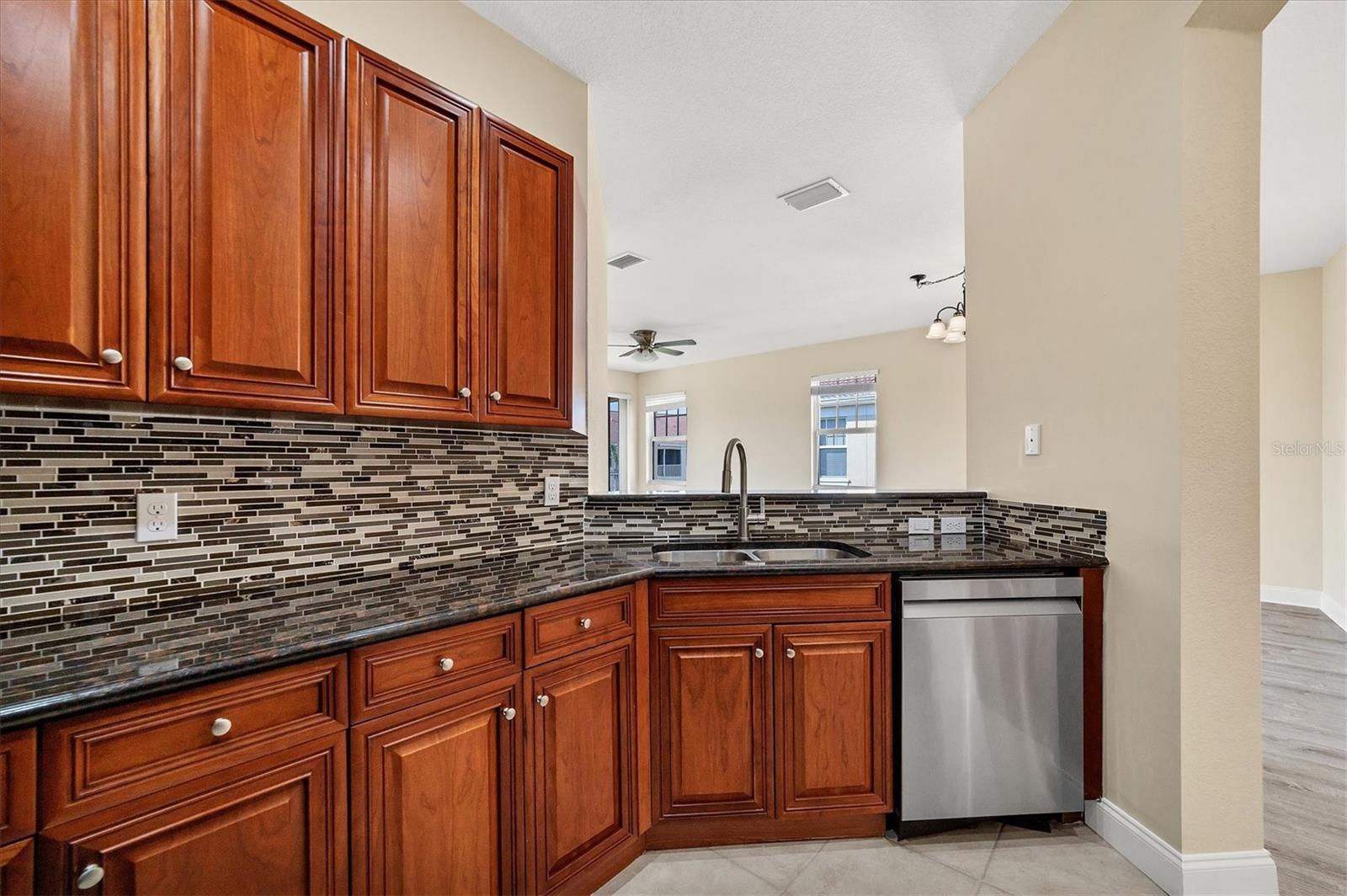 240 W END DR #923, PUNTA GORDA, FL — photo 11