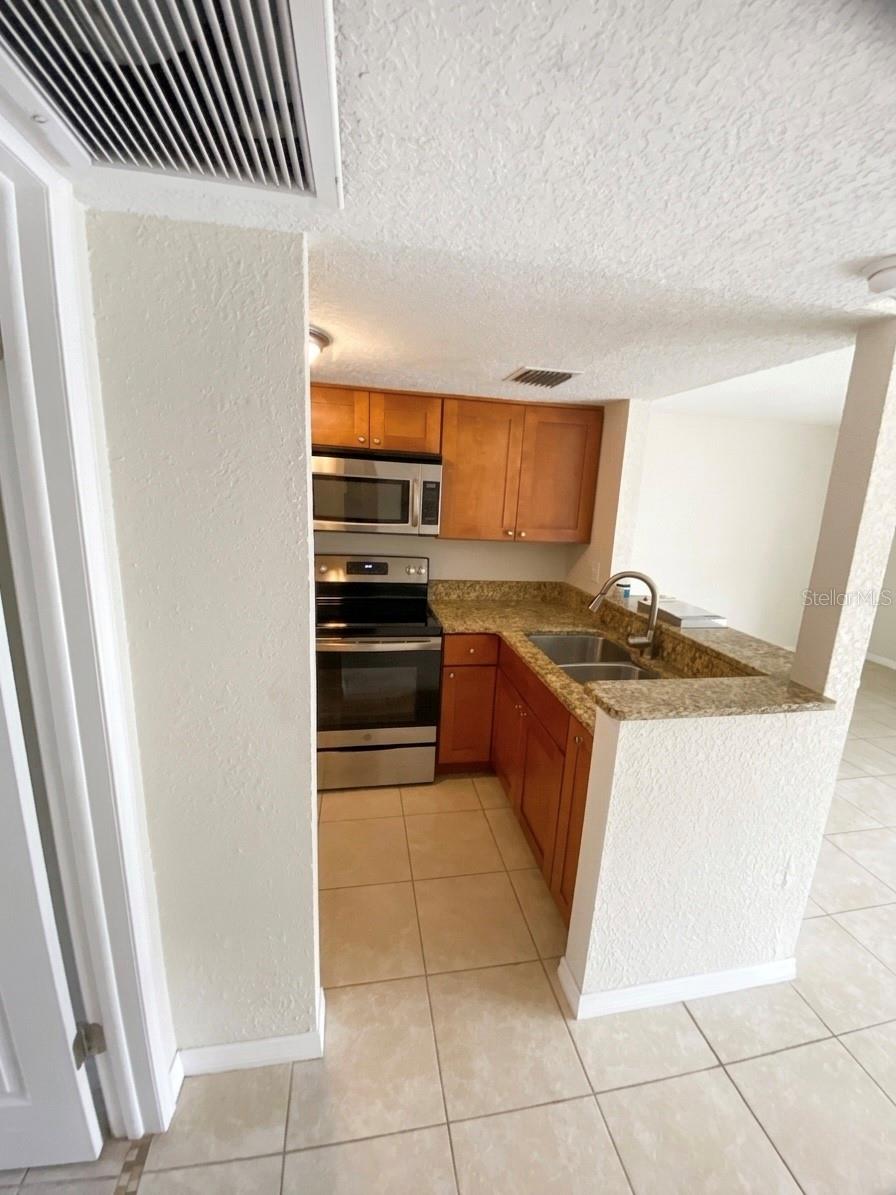 554 ORANGE DR #15, ALTAMONTE SPRINGS, FL — photo 6