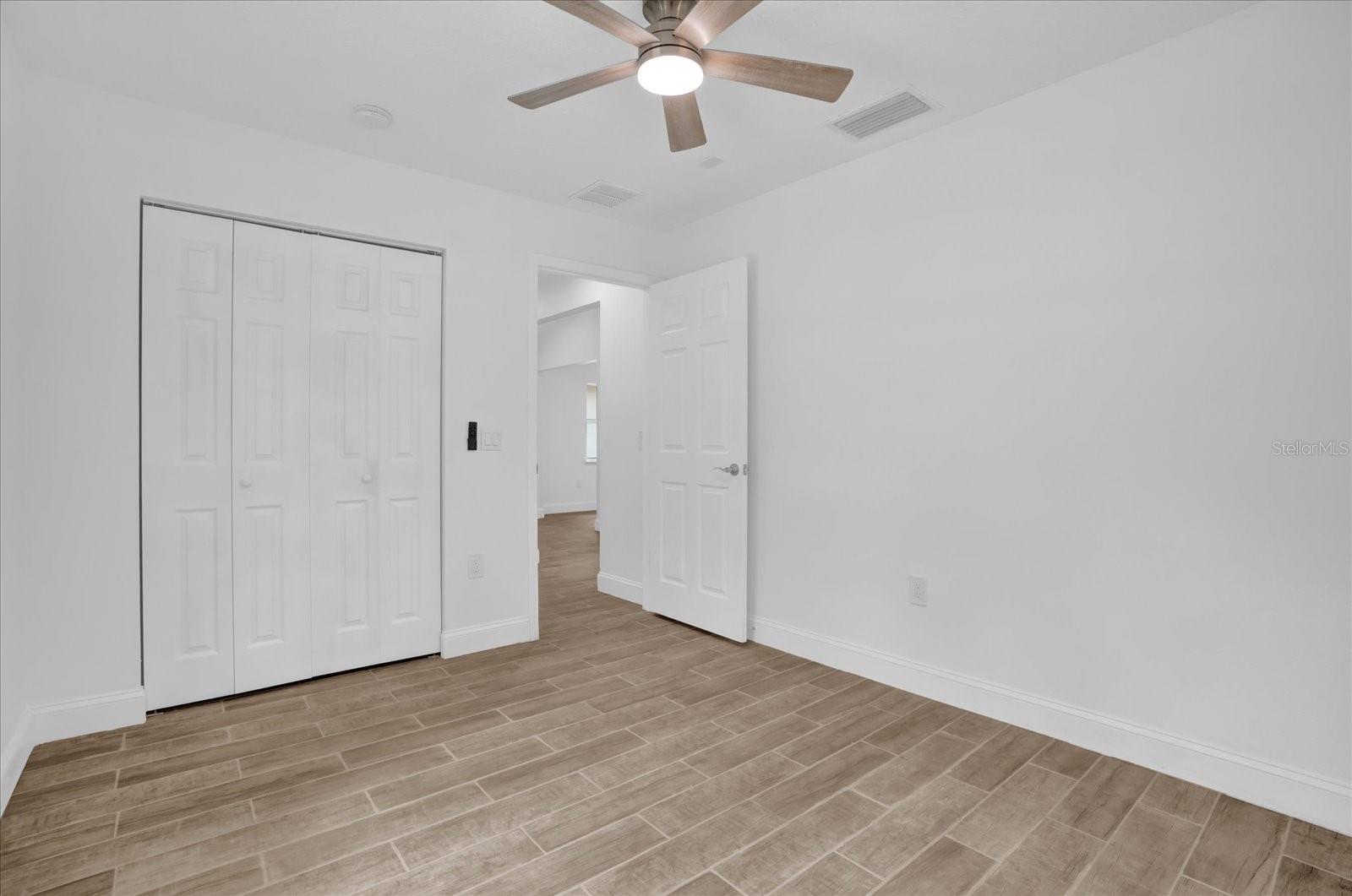 300 CHEROKEE AVE, ORANGE CITY, FL — photo 19