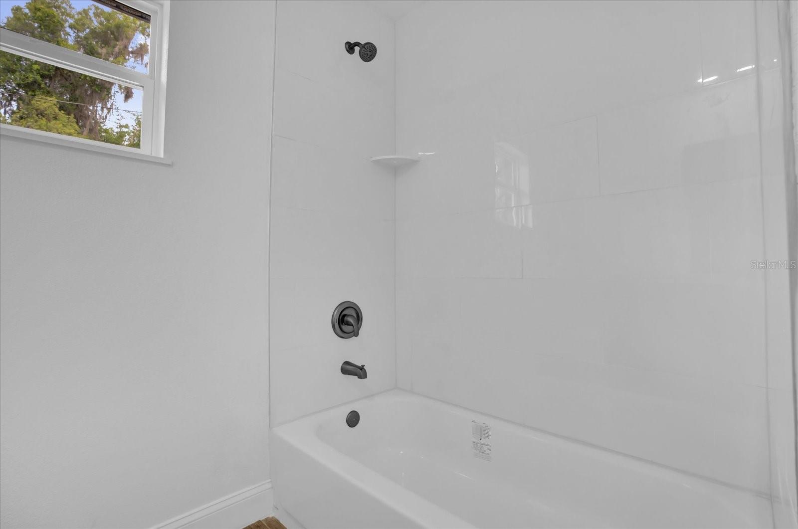 300 CHEROKEE AVE, ORANGE CITY, FL — photo 21