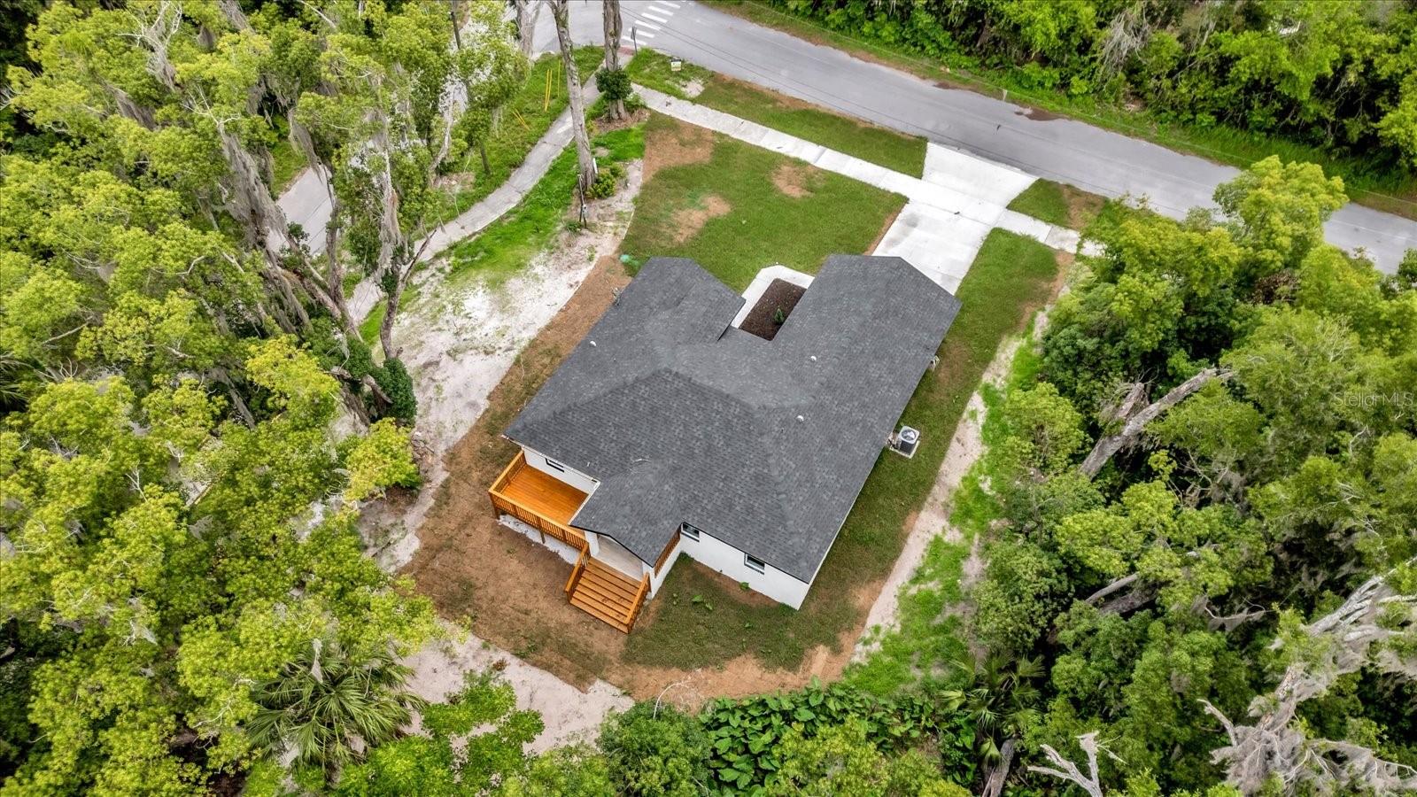 300 CHEROKEE AVE, ORANGE CITY, FL — photo 31