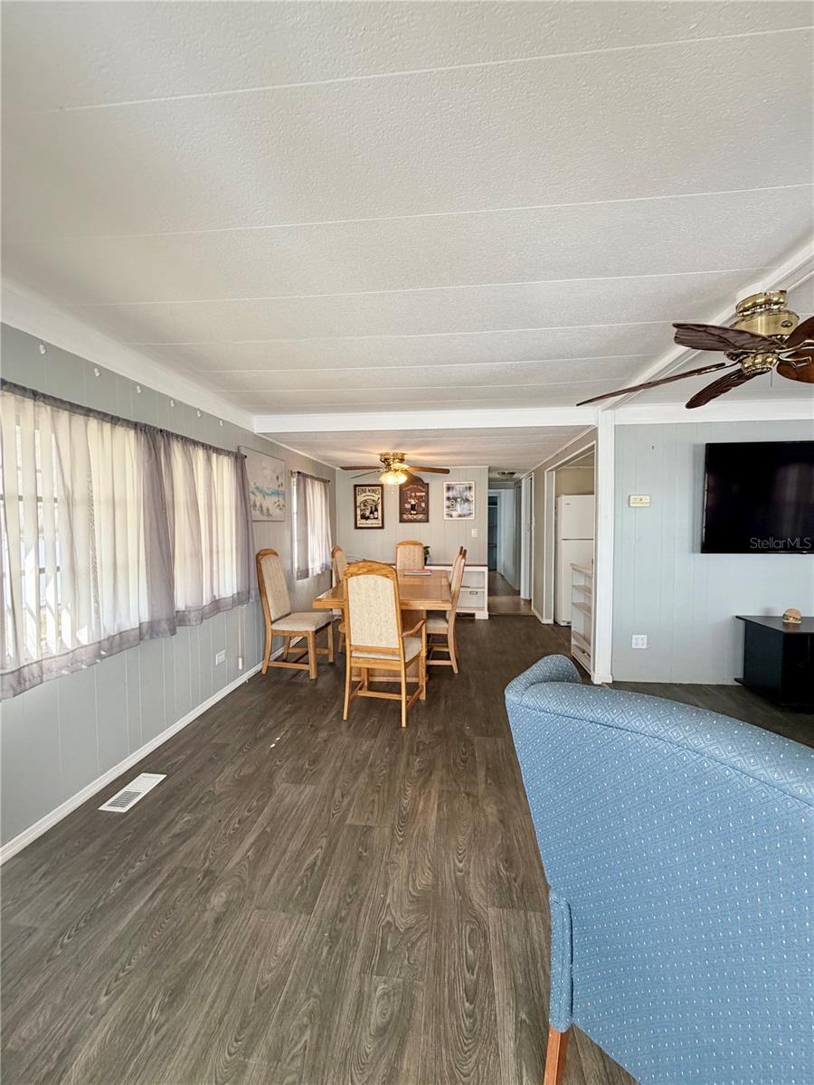 10399 67TH AVE #4, SEMINOLE, FL — photo 3
