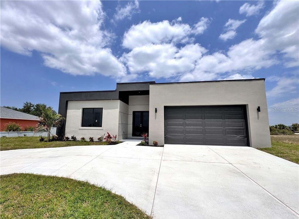 1247 KISMET PKWY W, CAPE CORAL, FL