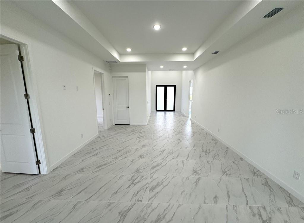 1247 KISMET PKWY W, CAPE CORAL, FL — photo 4