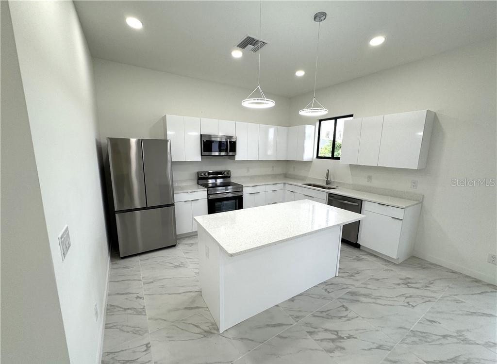1247 KISMET PKWY W, CAPE CORAL, FL — photo 9