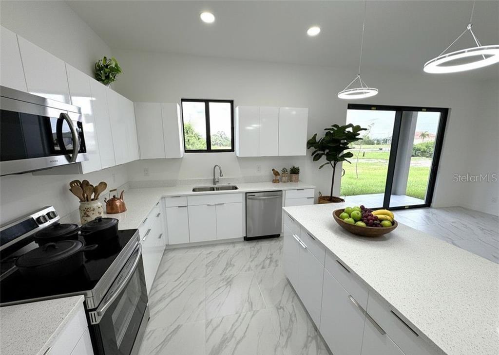 1247 KISMET PKWY W, CAPE CORAL, FL — photo 12