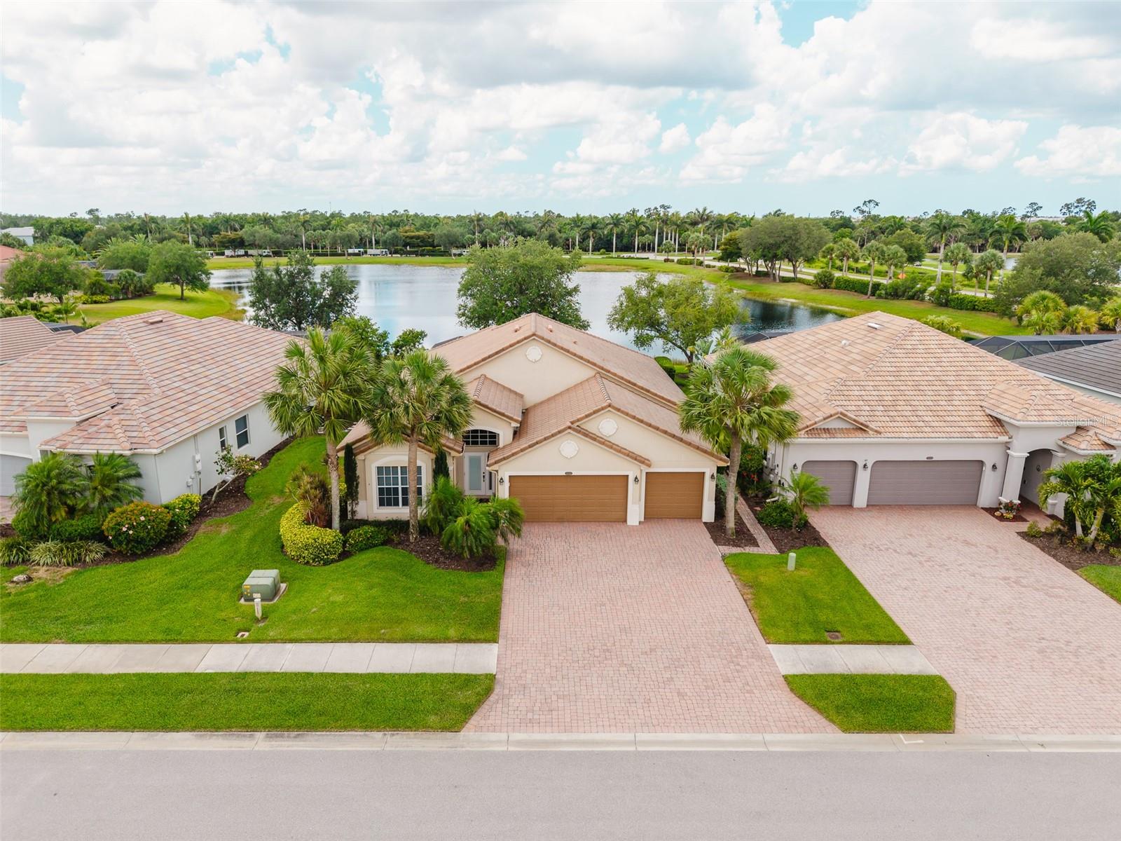 25019 PURPLE EMPEROR WAY, PUNTA GORDA, FL — photo 2