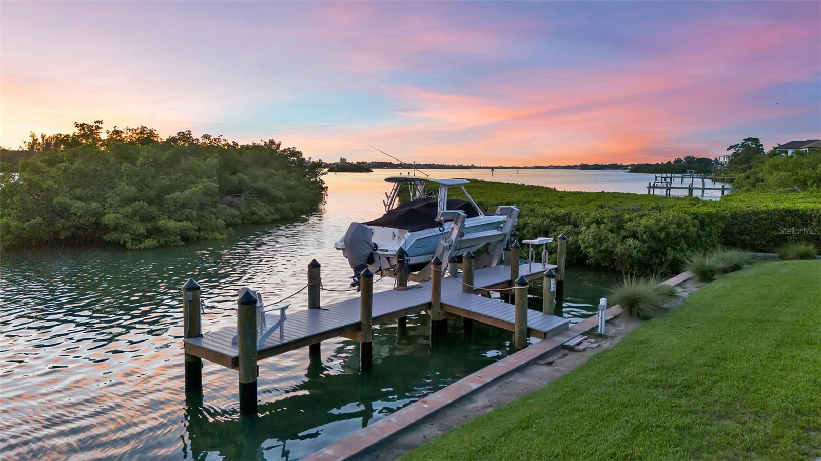 612 LAUREL RD W, NOKOMIS, FL — photo 14