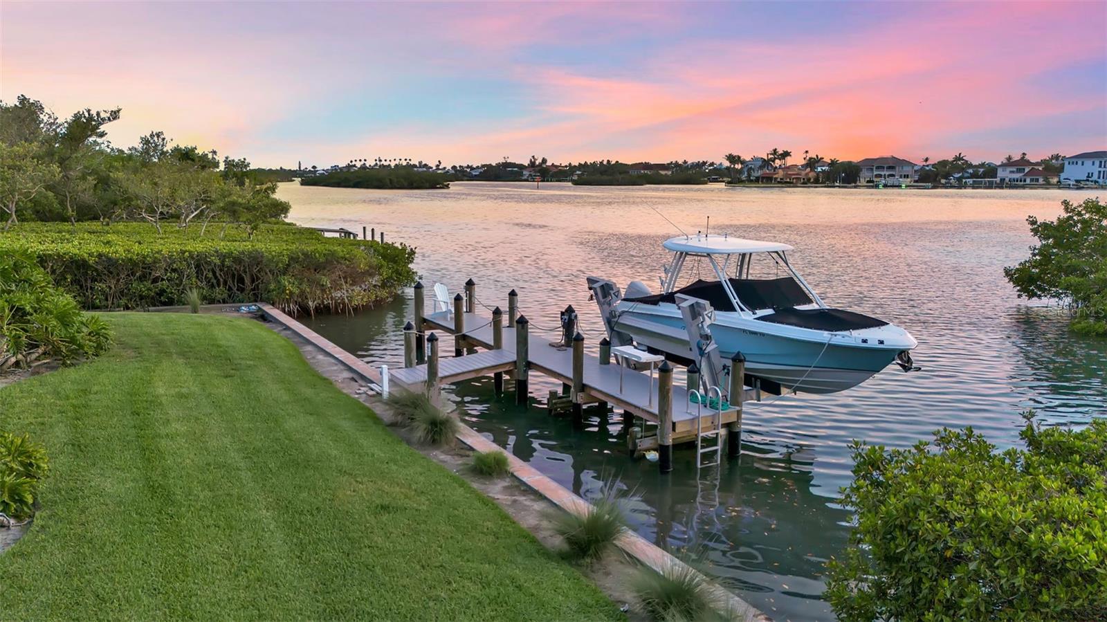 612 LAUREL RD W, NOKOMIS, FL — photo 15