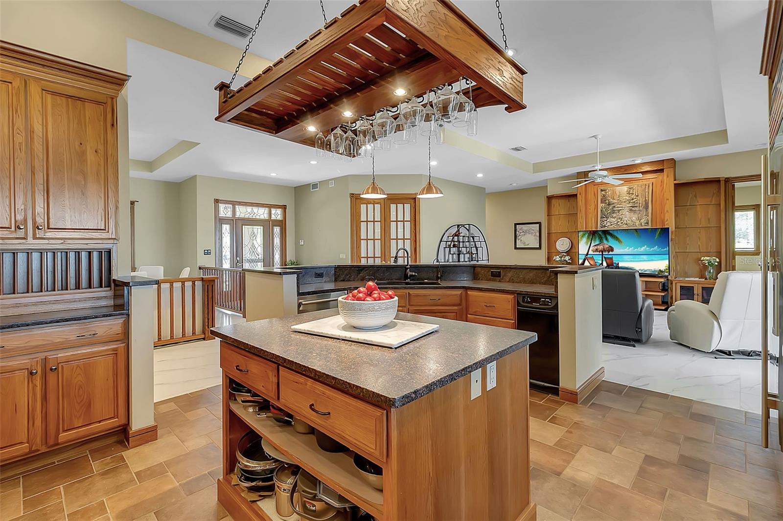 612 LAUREL RD W, NOKOMIS, FL — photo 35