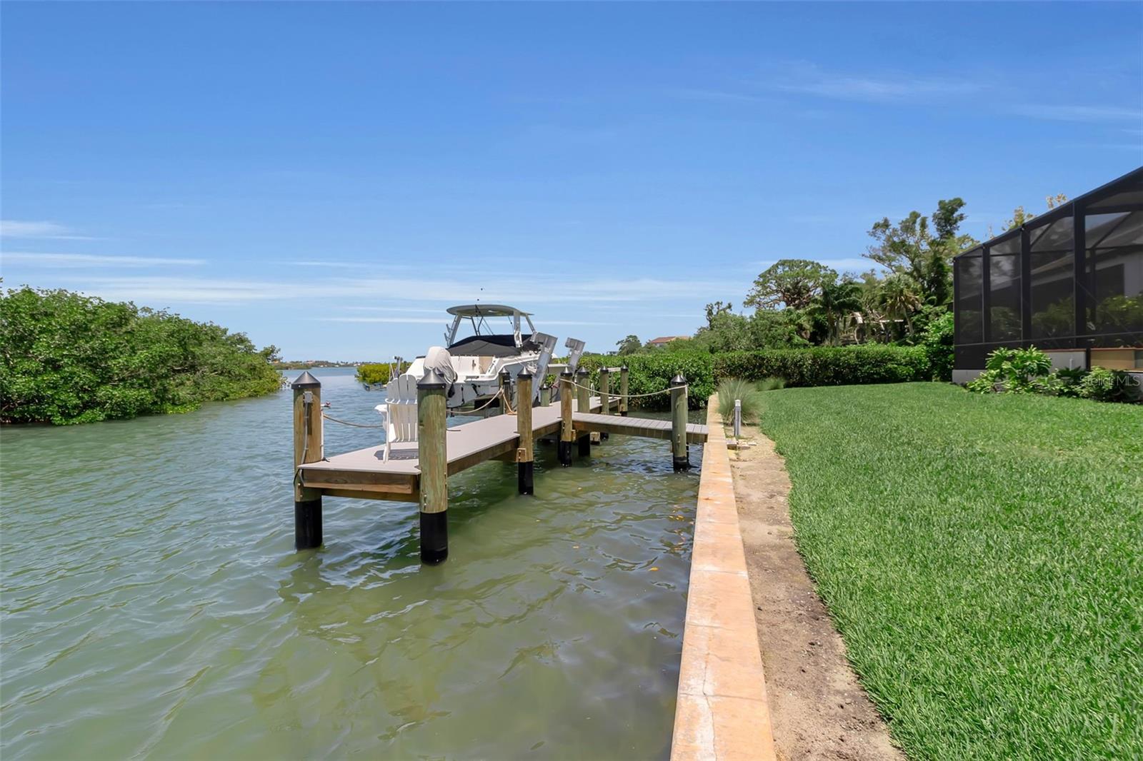 612 LAUREL RD W, NOKOMIS, FL — photo 70
