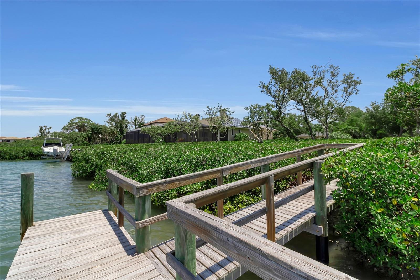 612 LAUREL RD W, NOKOMIS, FL — photo 78