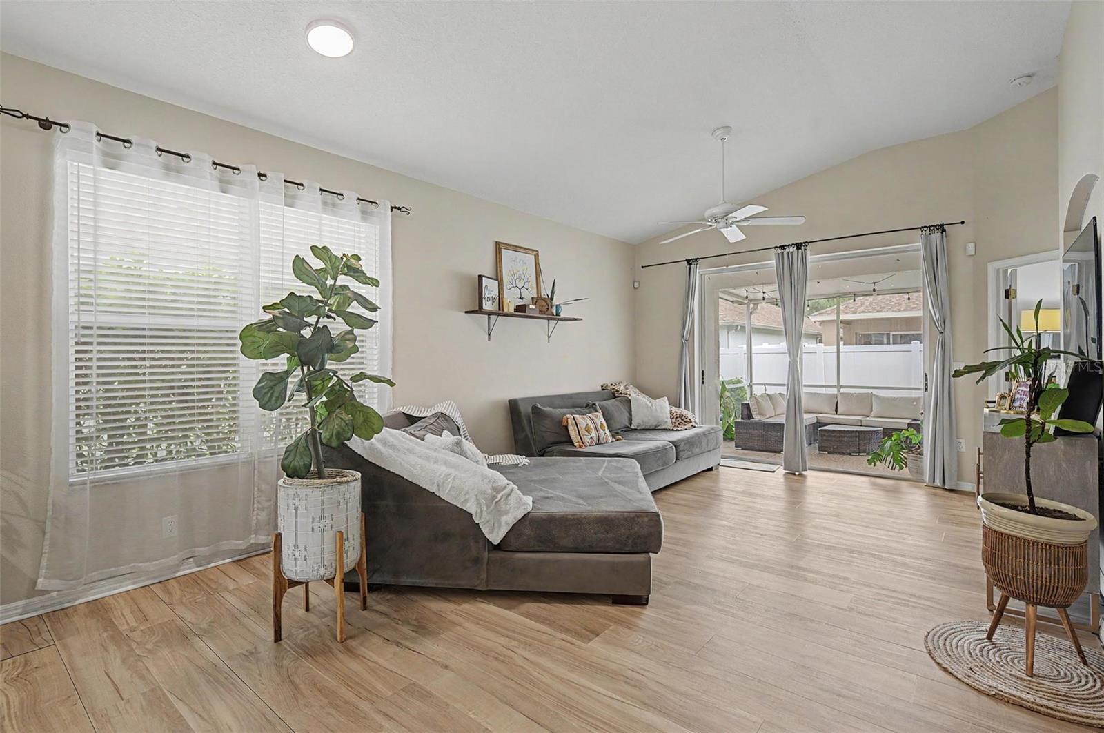 19309 WEYMOUTH DR, LAND O LAKES, FL — photo 7