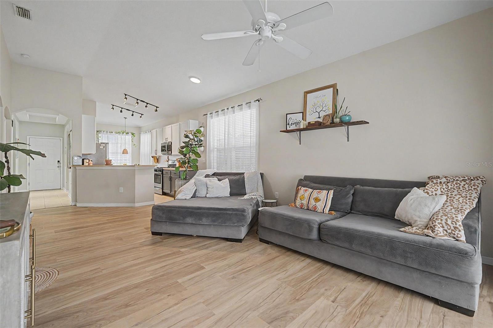 19309 WEYMOUTH DR, LAND O LAKES, FL — photo 9