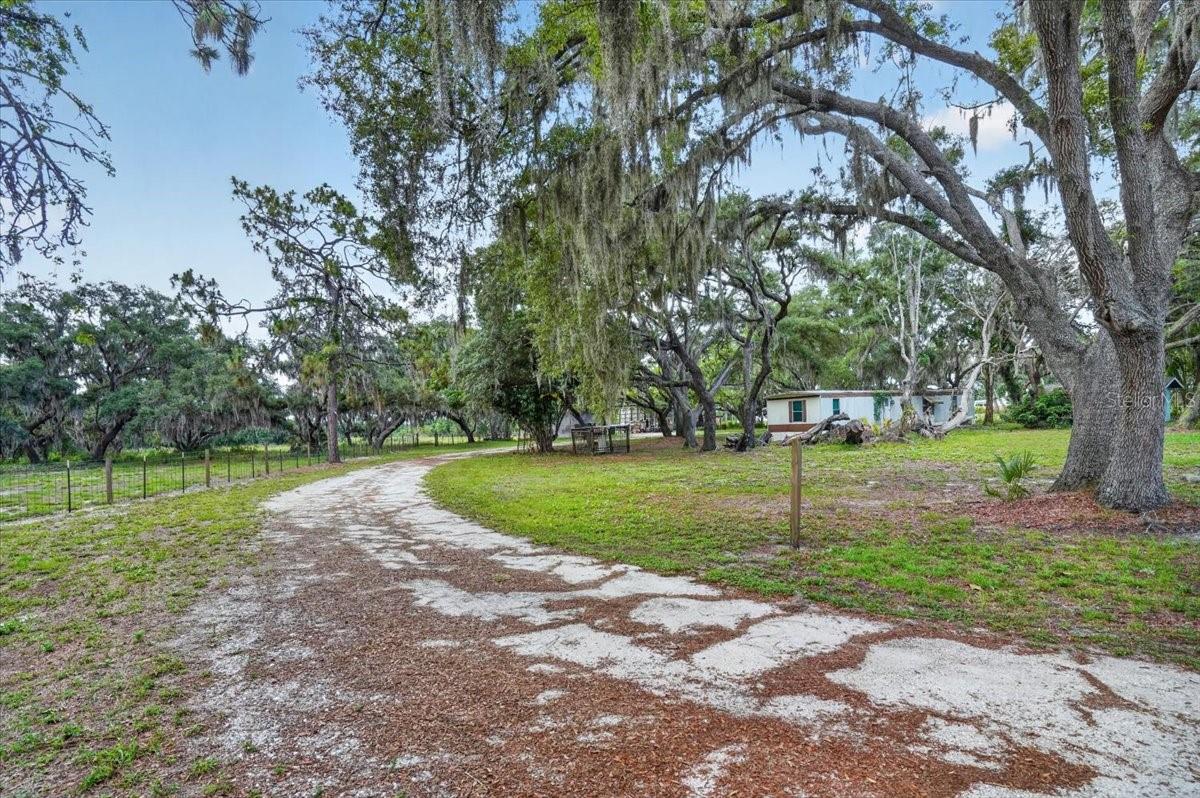 7505 274TH ST E, MYAKKA CITY, FL — photo 4