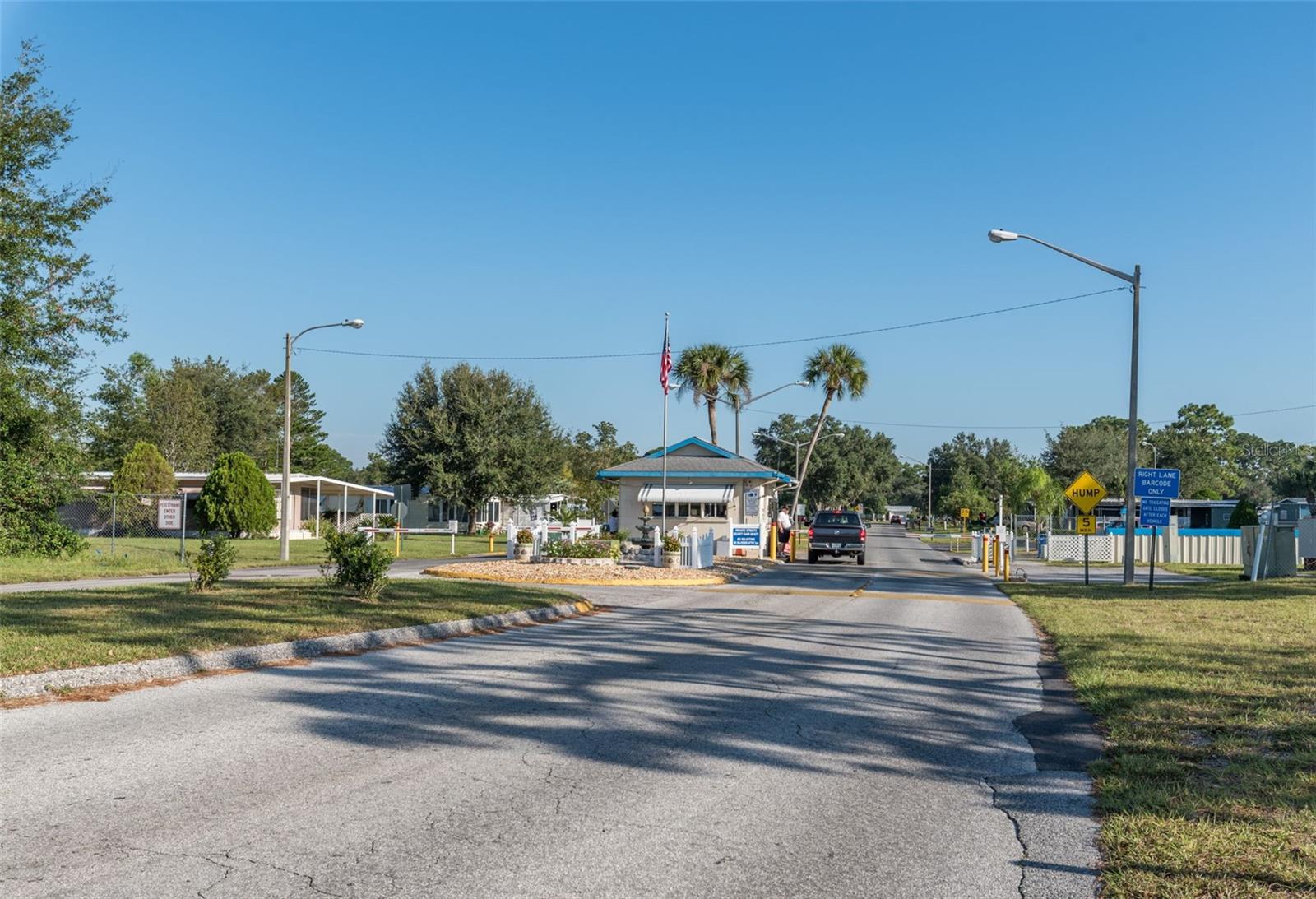 15299 BROOKRIDGE BLVD, BROOKSVILLE, FL — photo 33