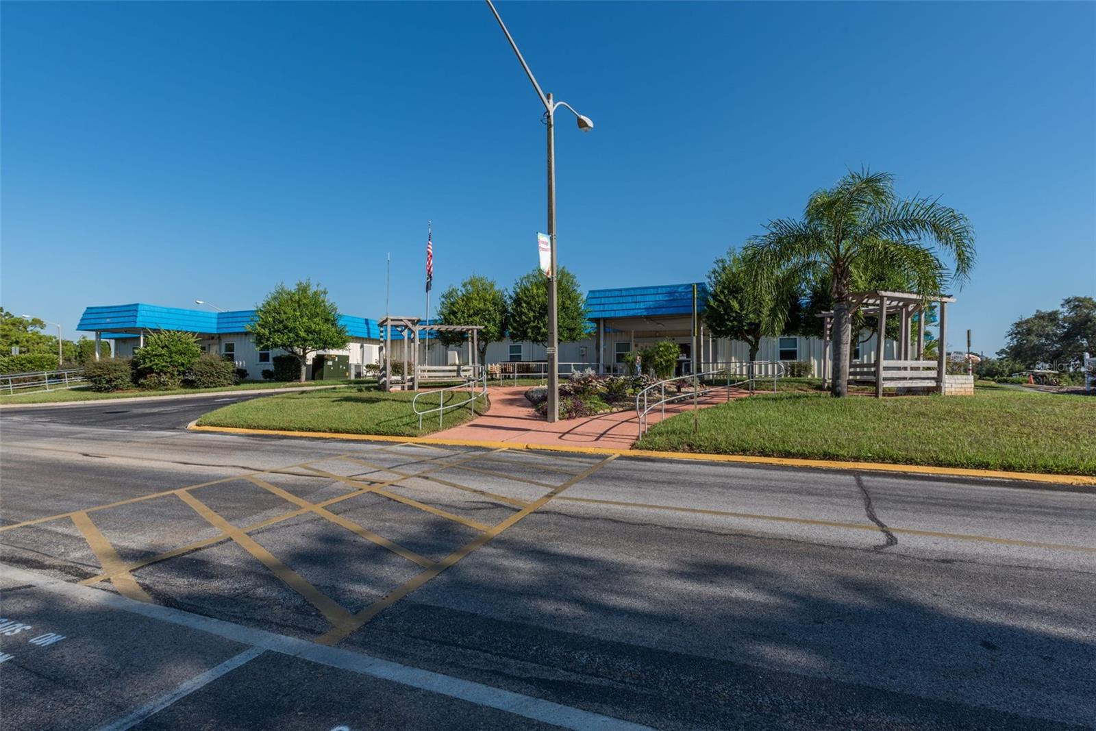 15299 BROOKRIDGE BLVD, BROOKSVILLE, FL — photo 35