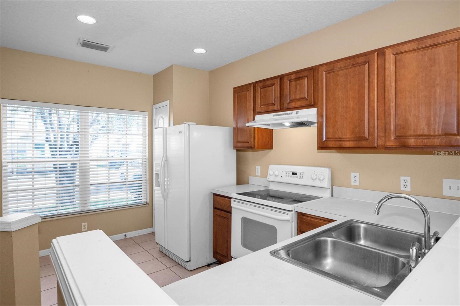 4517 KENNEWICK PL, RIVERVIEW, FL — photo 7
