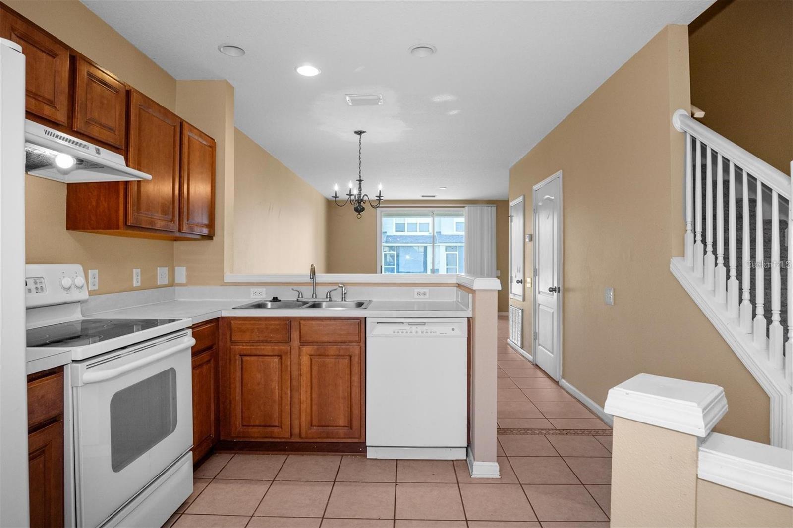 4517 KENNEWICK PL, RIVERVIEW, FL — photo 8