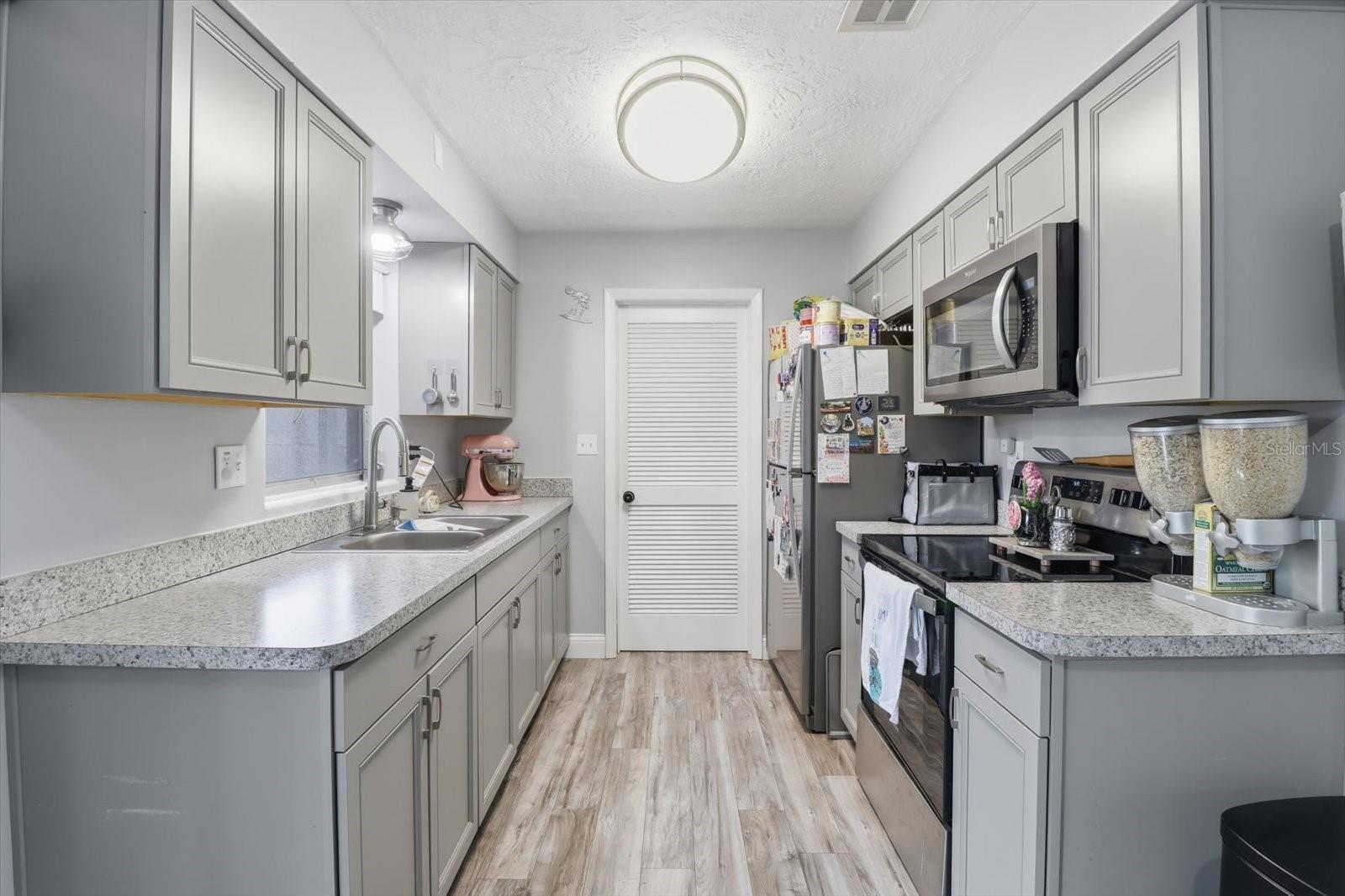 56 S COLUMBUS ST, BEVERLY HILLS, FL — photo 10