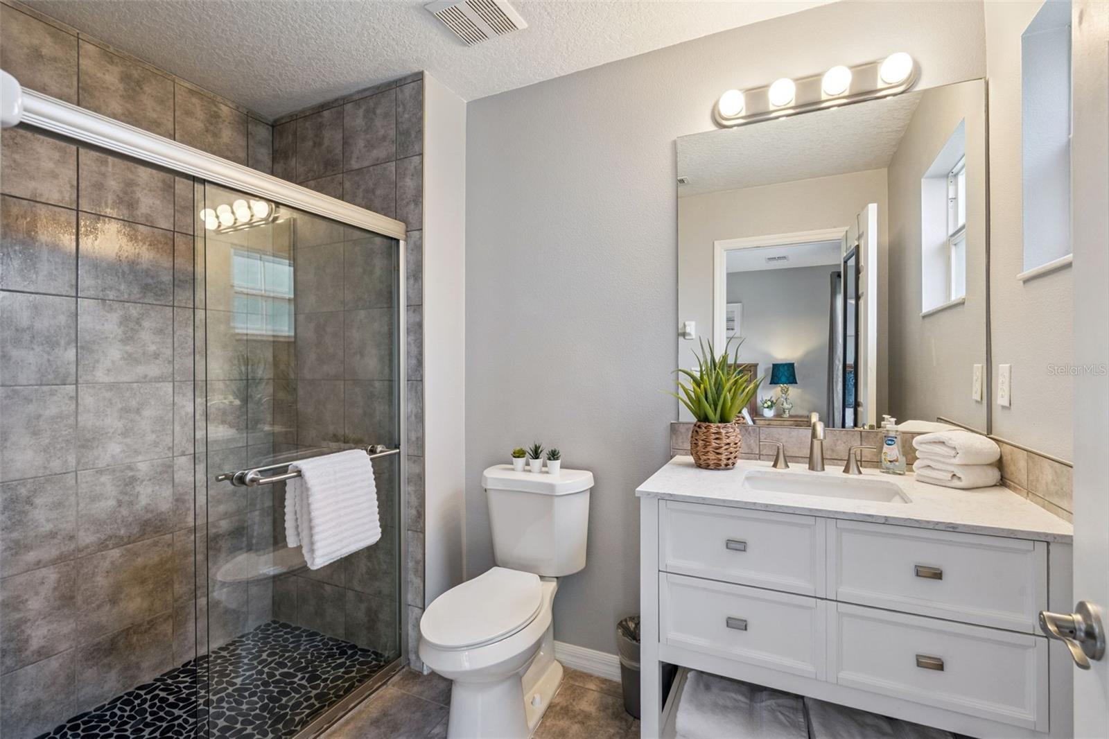 8498 CRYSTAL COVE LOOP, KISSIMMEE, FL — photo 15